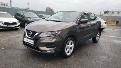 Nissan Qashqai 2021 Brown